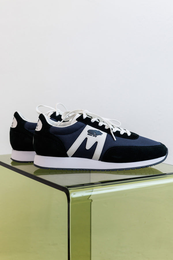 Karhu Albatross 82 Deep Navy / White