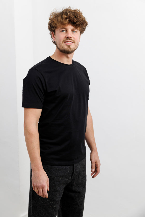 Knowledge Cotton Apparel Organic Cotton Basic T-Shirt Jet Black