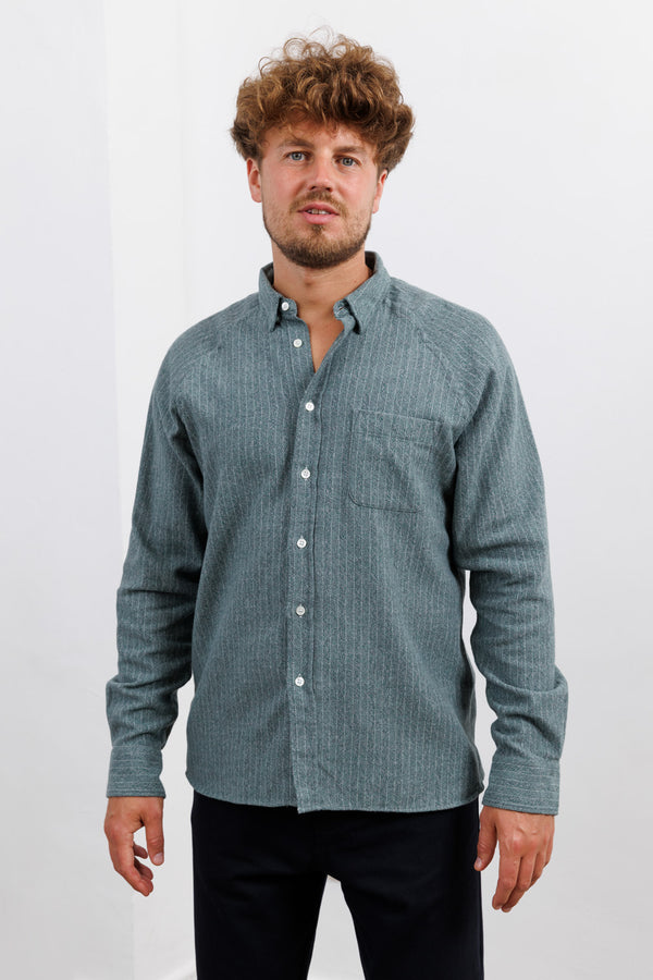 La Paz Raglan Sleeve Shirt Mirra Green Herringbone