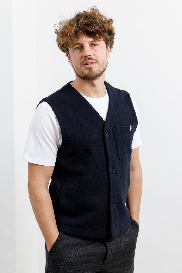 Blue de Gênes Koi Wool Gilet Navy