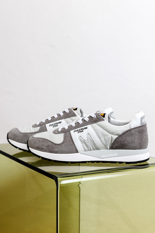Karhu Fulcrum Star Grey Flannel / Bright White